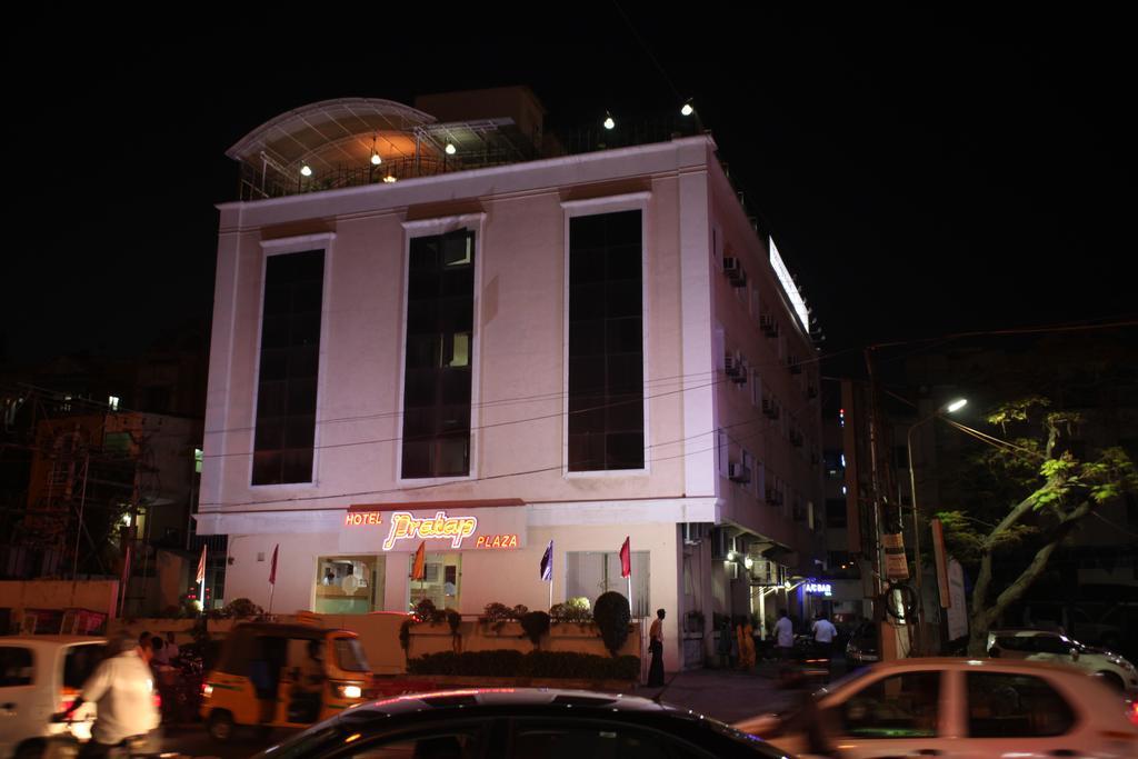 Hotel Sooriya Residency Chennai Zewnętrze zdjęcie