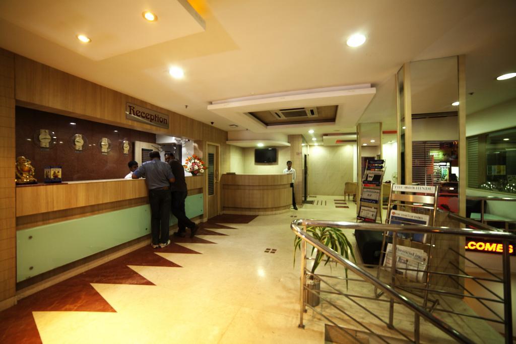 Hotel Sooriya Residency Chennai Zewnętrze zdjęcie
